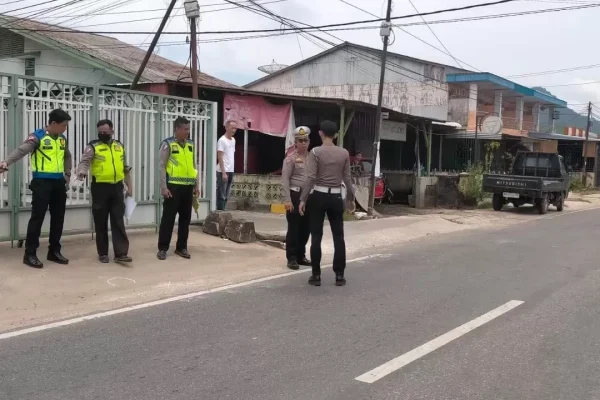 Kumpulan Fakta Hasil Olah TKP Kecelakaan 2 Motor Pelajar Dengan Pensiunan TNI Perempatan Gang Jalan Tani di Singkawang